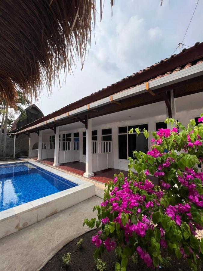 Seaside Hotel Τζίλι Τραγουανγκάν Εξωτερικό φωτογραφία