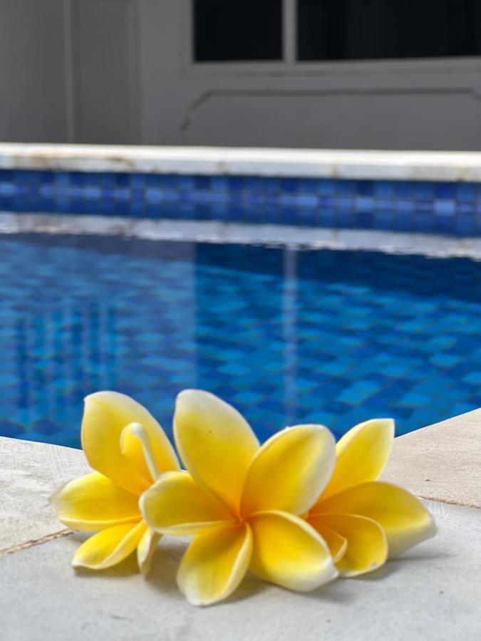 Seaside Hotel Τζίλι Τραγουανγκάν Εξωτερικό φωτογραφία